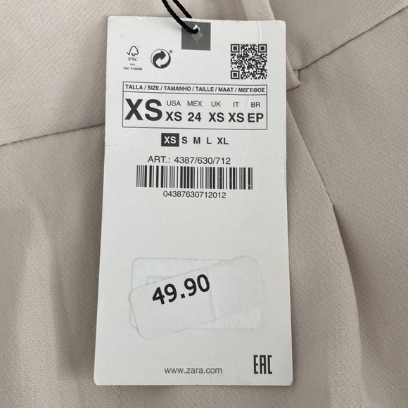 Two pairs of dress slacks. Zara. Size. XS one has tags - Picture 3 of 6